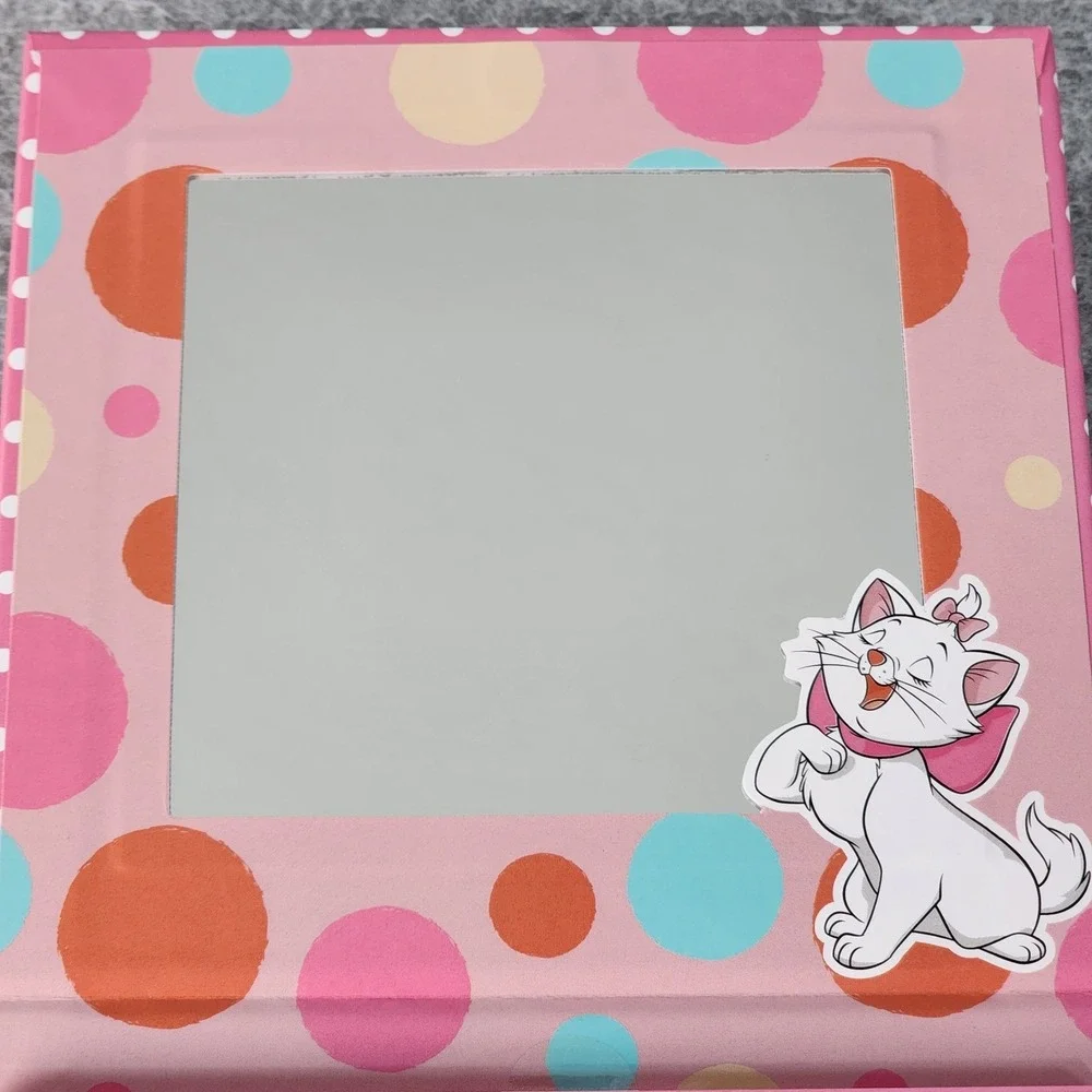 Disney Aristocats‎ Marie 12 Eyeshadow Palette Eye Shadow 0.48 Oz Taste Beauty
